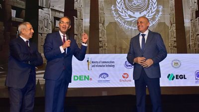 بمشاركة 151 فريقًا من 12 دولة.. محافظ الأقصر في ختام 