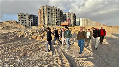 رئيس جهاز العبور الجديدة يتابع ملفات التقنين ويجري جولة ميدانية موسعة لمشروعات الإسكان والمرافق