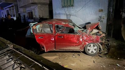 سقوط كونتينرات من قطار بضائع بطوخ يتسبب في تضرر سيارة ملاكي وحدوث تلفيات