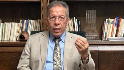 نقيب الأطباء يحذر من انتحال صفة الأطباء ونشر معلومات طبية خاطئة على السوشيال ميديا