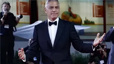 جورج كلوني: لن أُقبل أي ممثلة على الشاشة مجددًا بعد الاتفاق مع زوجتي