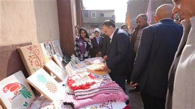 محافظ أسيوط يشهد انطلاق مبادرة مصر في عيونا لمكافحة العمى وضعف الإبصار بقرية كوم بوها بمنفلوط