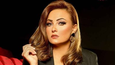 بشرى عن قلة أعمالها: أنا فنانة ليها جمهور وتاريخ لكن السوق بيصدر ناس معينة