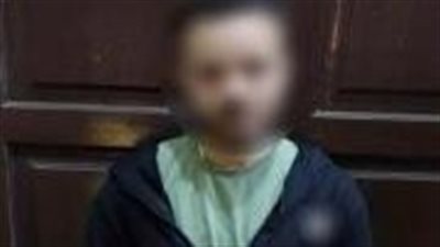 شربها مواد كحولية.. التحقيق مع عاطل بتهمة الاعتداء على شقيقته بالجيزة