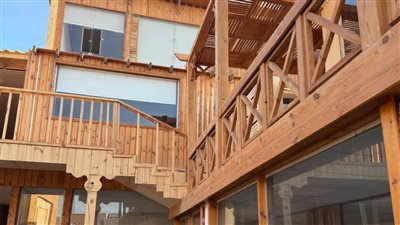 ضبط مخالفات هندسية وثلاجة أغذية غير مرخصة جنوب الغردقة| صور