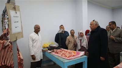 محافظ الوادي الجديد يتفقد المجمع الاستهلاكي للسلع الغذائية والمُعمّرة بمجمع المصالح الحكومية │ صور