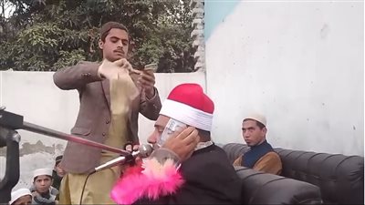 القارئ الملاح عن فيديو 