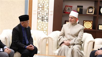 مفتي الجمهورية يستقبل مفتي ولاية بيراك الماليزية لبحث تعزيز التعاون المشترك