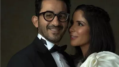 مصادر مقربة من أحمد حلمي ومنى زكي تكشف حقيقة انفصالهما 