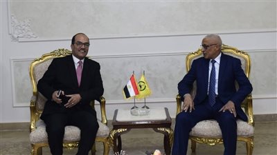 محافظ شمال سيناء يستقبل رئيس جامعة العريش اليوم 