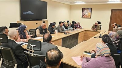 التعليم تناقش تفاصيل امتحانات المواد العلمية للفصل الدراسي الأول