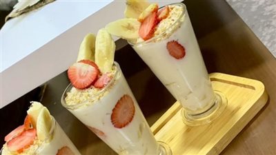 طريقة عمل السحلب بالفاكهة في البيت مثل الكافيهات.. دفء وفوائد إضافية