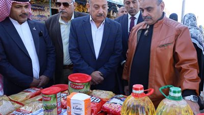 افتتاح سوق اليوم الواحد بمدينة طور سيناء لبيع السلع بأسعار مخفضة | صور