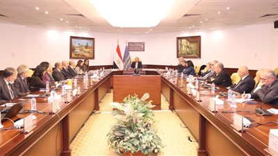 وزير الاتصالات: نعمل على إعداد مسودة قانون تصنيف وتبادل البيانات وإرسالها لمجلس الوزراء والنواب