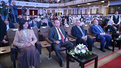 جامعة القاهرة تستضيف فعاليات شهر التطوع بمشاركة الآلاف من مختلف المحافظات