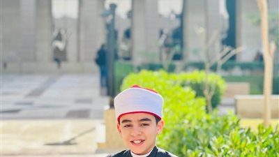 والد محمد القلاجي ينفي انسحاب نجله من دولة التلاوة: مستمرون في هذه المنحة الربانية 