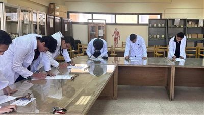 انطلاق امتحانات العملي لطلاب برنامج العلاج الطبيعي بجامعة القاهرة الأهلية
