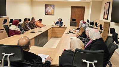 وزير التعليم يوجه بمتابعة المدارس وخطط المستشارين للمواد الدراسية