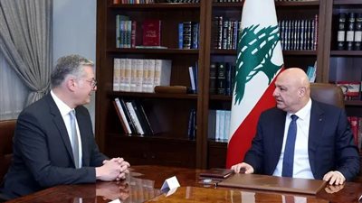 الرئيس اللبناني يستقبل وزير البترول لبحث التعاون في قطاع الغاز