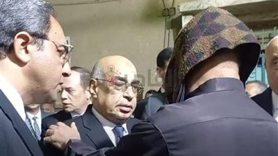 وزير العدل ومحافظا قنا والأقصر يقدمون واجب العزاء لأسرة المستشارة سهام الأنصاري بمسقط رأسها