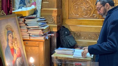 أجواء احتفالية ودعاء لمصر.. أقباط بورسعيد يؤدون صلوات قداس رأس السنة بكنيسة الأنبا بيشوي| صور 