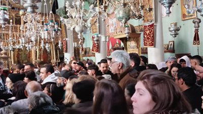 مع بداية العام الجديد.. 710 سائحين في زيارة المقدسات الدينية وتسلق جبل موسى بسانت كاترين