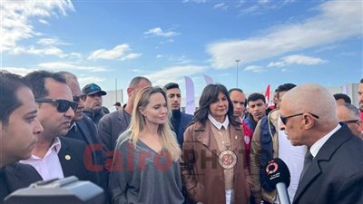 بعد زيارتها لمصابي غزة بالعريش.. مواقف إنسانية لا تُنسى لـ أنجلينا جولي