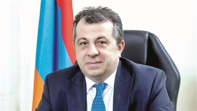 إصابة سفير أرمينيا بأزمة قلبية داخل سفارة بلاده بالزمالك