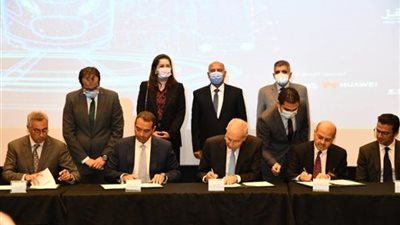 مدير الصندوق السيادي: نستهدف توطين التكنولوجيا في صناعة عربات السكك الحديدية الكهربائية