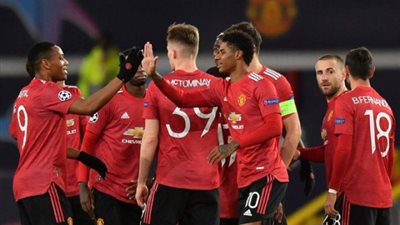 راشفورد وكافاني يقودان هجوم مانشستر يونايتد في مواجهة باشاك شهير التركي