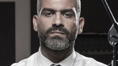 هاني عادل: “الحظر زودني 10 كيلو فجأة” (فيديو)