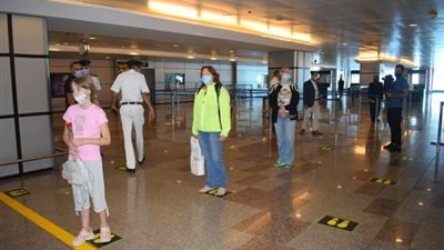 اليوم.. مطار الغردقة يستقبل 11 رحلة جوية سياحية