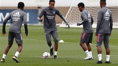 ميليتاو يعود لتدريبات ريال مدريد بعد التعافي كورونا