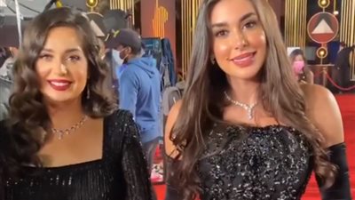 بدون تلامس.. هبة مجدي وياسمين صبري تواجهان كورونا في القاهرة السينمائي (فيديو)