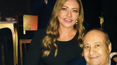 ليلى علوي لوحيد حامد: “حبينا معاك كل أيامنا اللي عشناها في أفلامك” (تغريدة)