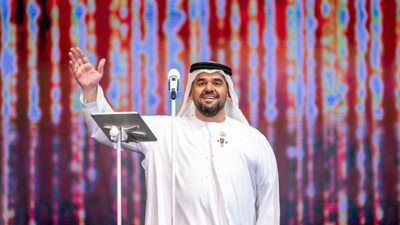 حسين الجسمي يحتفل باليوم الوطني الـ49 للإمارات (صور)