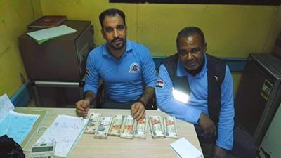 “لسه الدنيا بخير”.. مسعفان يعيدان 130 ألف جنيه لأقارب مصاب في حادث بالبحيرة