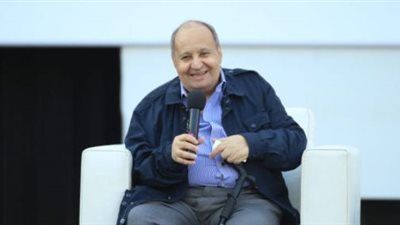 وحيد حامد لـ”الرقابة”: “يا ريت نفكها شوية ونفتح الشبابيك علشان نعرف نشتغل”