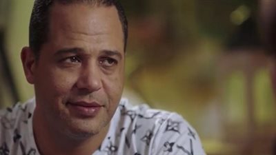 مصطفى درويش يكشف موعد طرح فيلم “بـ100 وش” (صورة)