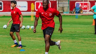الأهلي يجهز ديانج لمواجهة المقاصة ببرنامج بدني بعد شفائه من كورونا