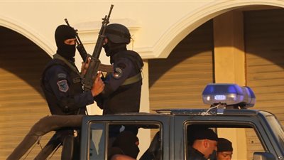 سقوط أخطر تاجر “بودرة” بالقناطر الخيرية وبحوزته نصف كيلو هيروين