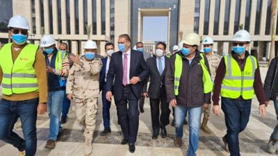 وزير المجالس النيابية يتفقد مبنى الوزارة بالعاصمة الإدارية