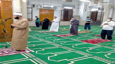 الأوقاف: إغلاق المساجد من سلطة الأئمة.. ونطالب بالالتزام بالإجراءات الاحترازية