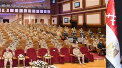 وزير الدفاع يلتقي مقاتلي الجيش الثالث الميداني