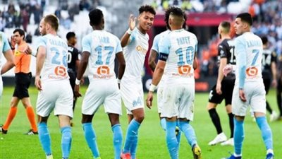 برشلونة يستهدف ضم مدافع جديد من الدوري الفرنسي