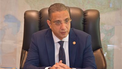 استجابة لـ”القاهرة 24″.. محافظ الفيوم: إرسال لجنة لمعاينة عزبة منشية الشاعت وحل مشكلة الإنارة