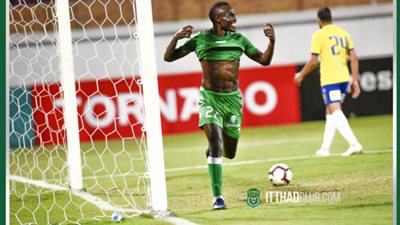 إصابة إيمانويل أوكوي لاعب الاتحاد بفيروس كورونا