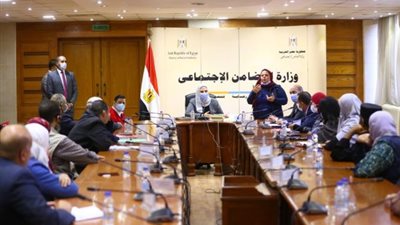 وزيرة التضامن تلتقى عددًا من الجمعيات الاهلية بمجال الإعاقات السمعية