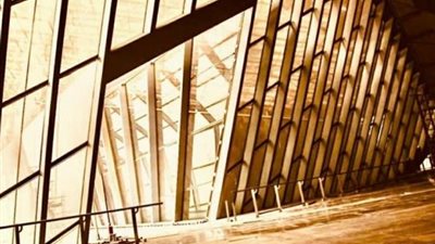 “نافذة القاهرة”.. هرم زجاجي ثلاثي الأبعاد بالمتحف المصري