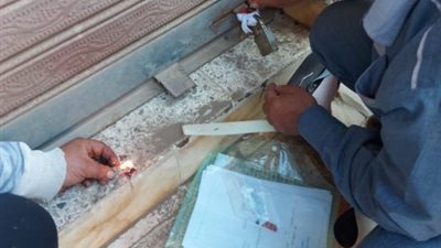 لمجابهة كورونا.. غلق 8 كافتيريات ومصادرة 26 شيشة بالبحيرة (صور)